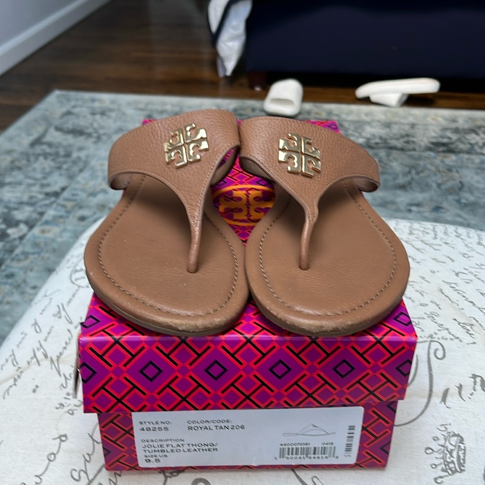 Tory Burch Jolie Flat Thong/ Tumbled Leather/ Royal Tan/size 9.5 used